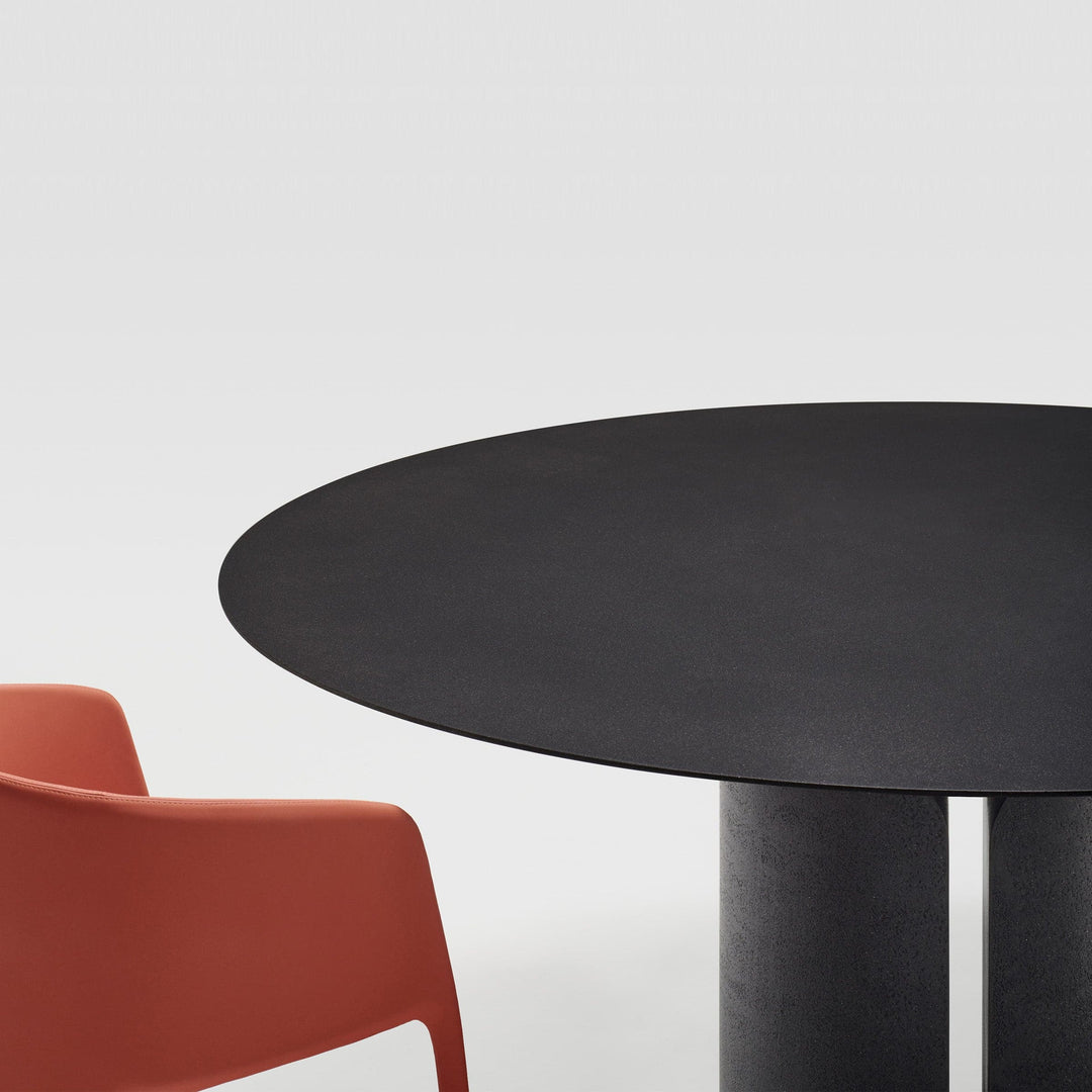 Round Table NVL TABLE Black by Jean Nouvel Design for MDF Italia 03