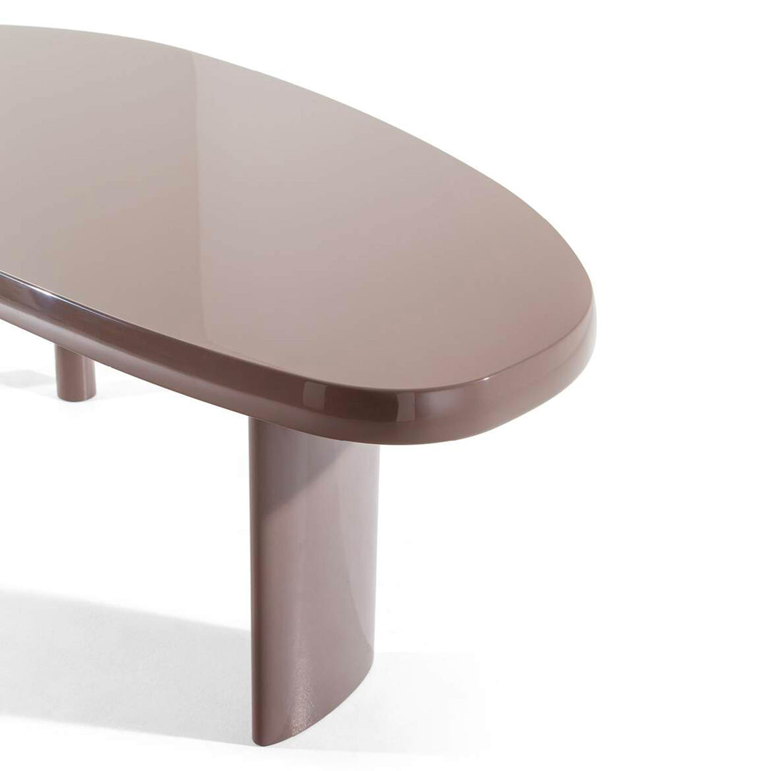 TABLE EN FORME LIBRE Table By Cassina | design Charlotte Perriand