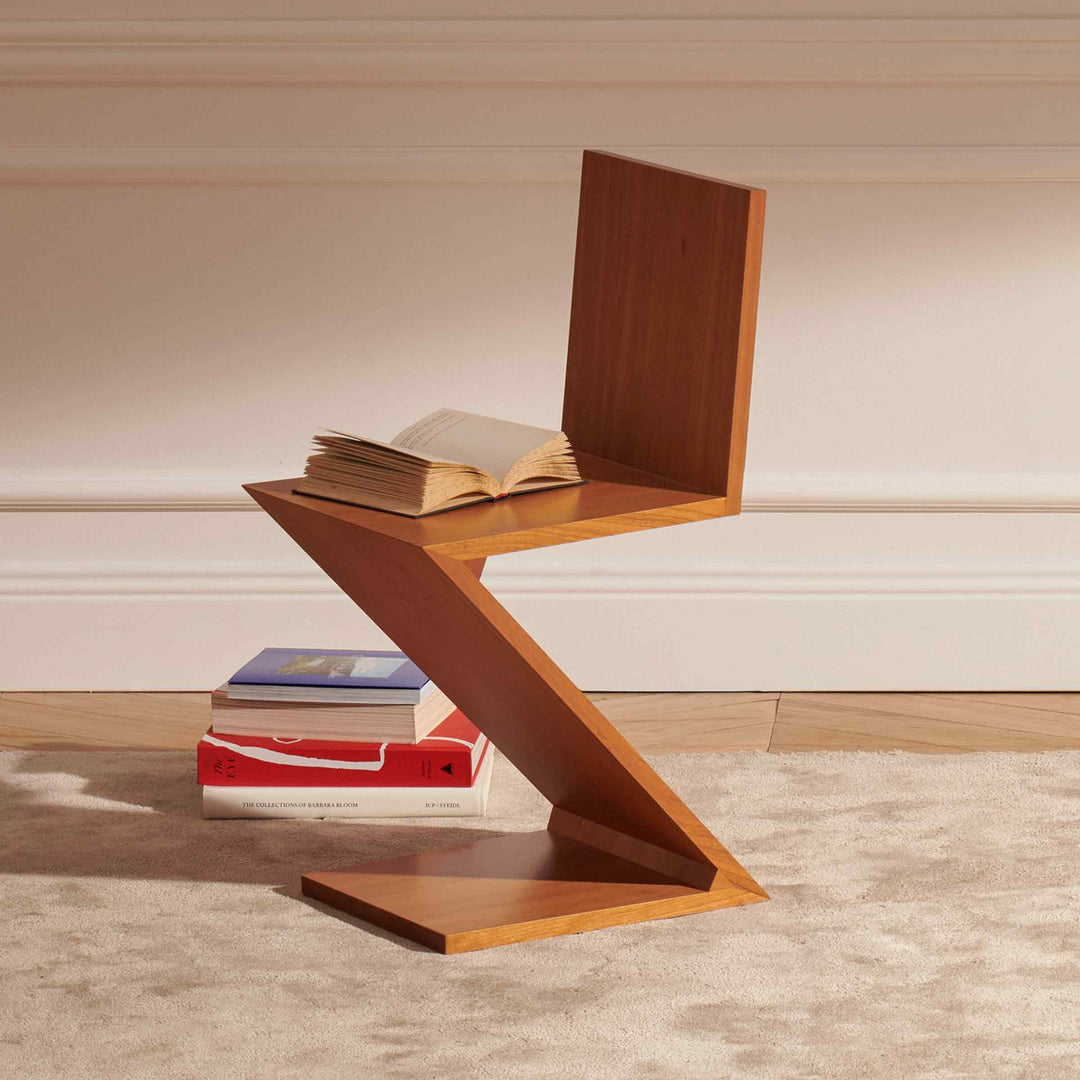 Cantiliver Wood Chair ZIG ZAG, designed by Gerrit T. Rietveld for Cassina 07