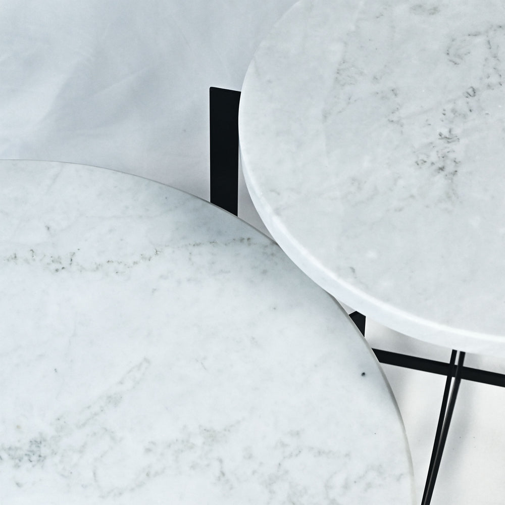 Carrara Marble Coffee Tables MOONS Set of Two by Nicola Di Froscia for DFdesignLab 02