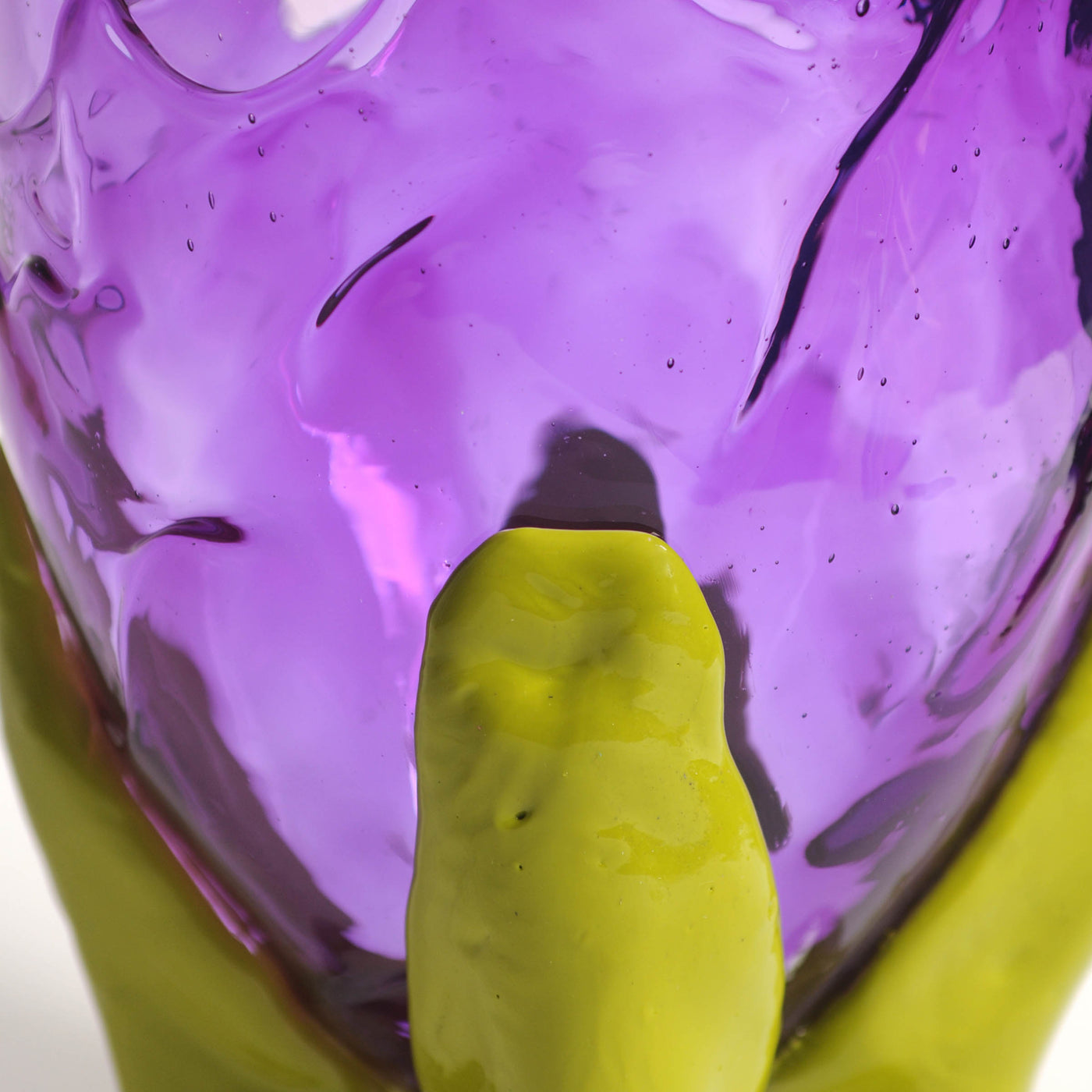 Resin Vase CLEAR EXTRACOLOUR Purple by Gaetano Pesce for Fish Design 02
