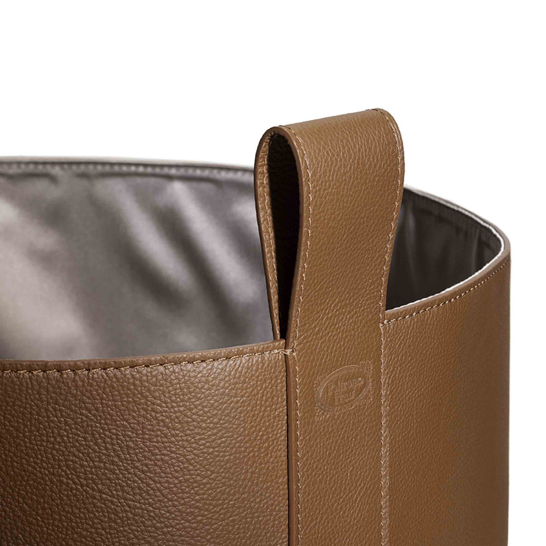 Leather Container LEATHER BASKET by Simona Cremascoli for Poltrona Frau 04