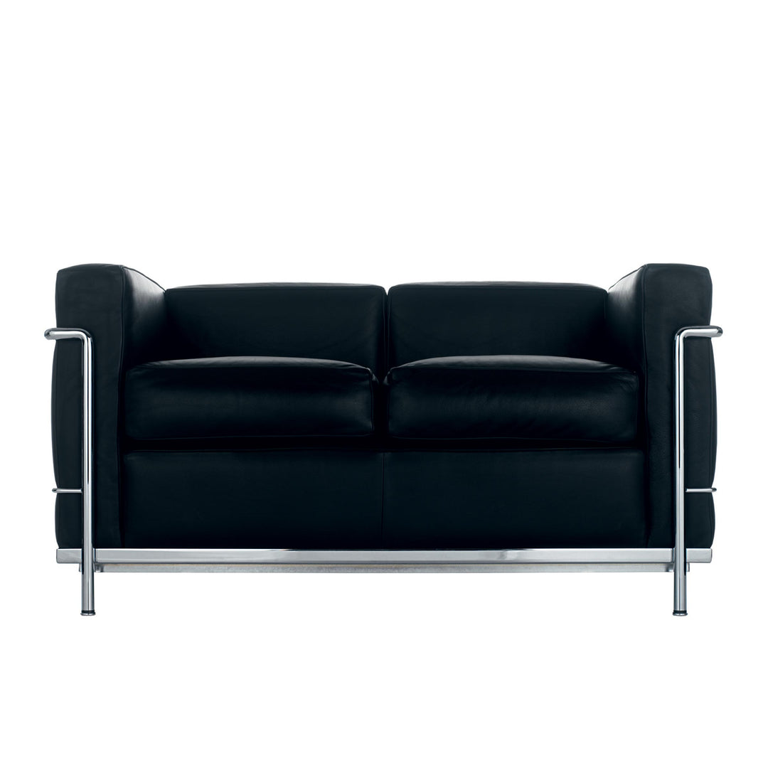 Sofa - "2, Fauteuil Grand Confort, Petit Modèle", designed by Le Corbusier, Pierre Jeanneret, Charlotte Perriand for Cassina 01