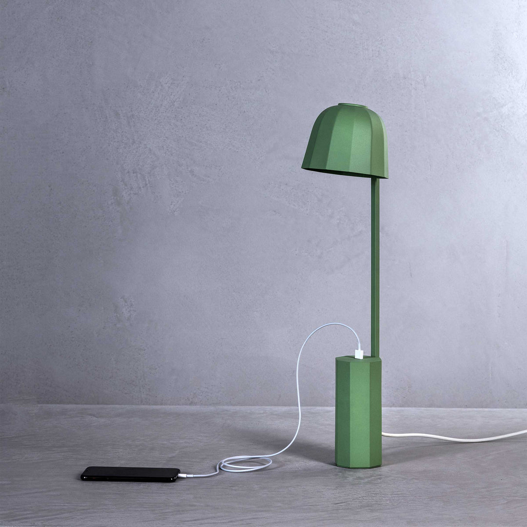 Table Lamp NOVIA T1 USB by Filippo Protasoni 07