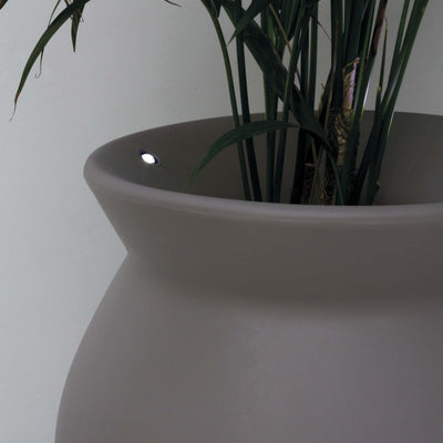 Vase JUNE Spotlight by Christophe Pillet for Serralunga 01