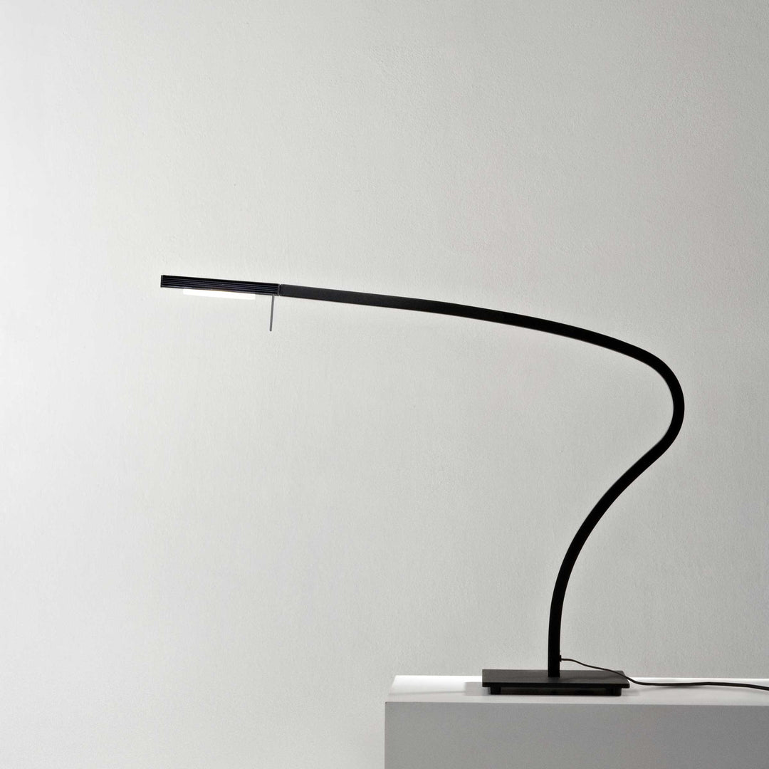 Table Lamp PARAPH T3 DIMM by Serge & Robert Cornelissen 01