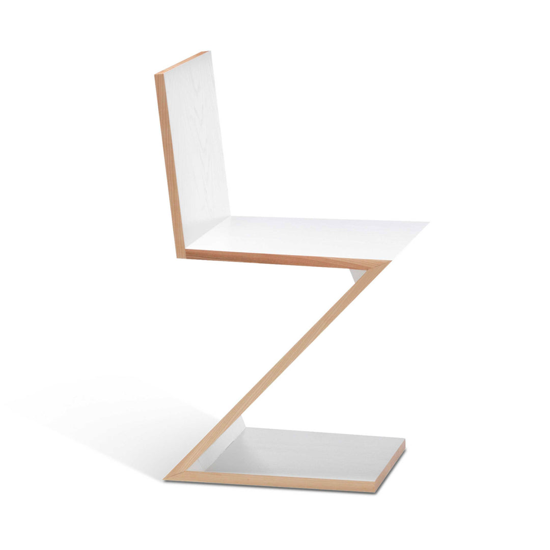 Cantiliver Wood Chair ZIG ZAG, designed by Gerrit T. Rietveld for Cassina 09
