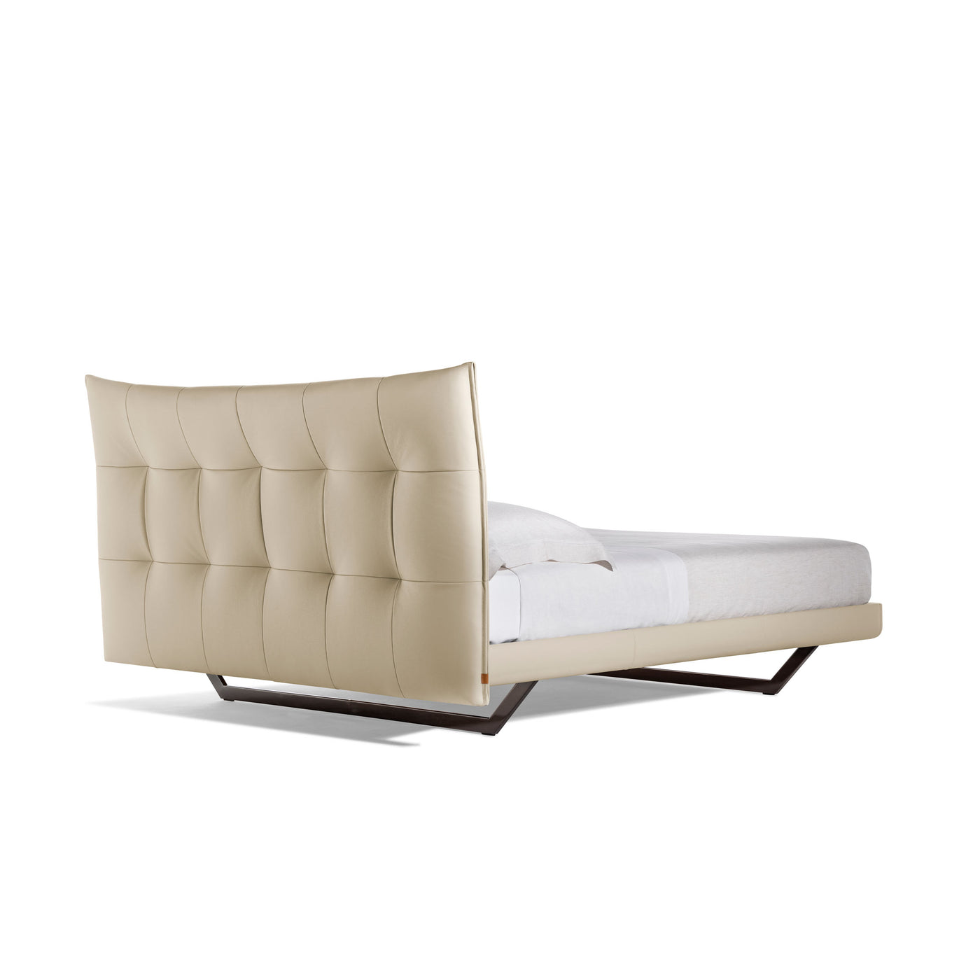 Leather Bed AURORA TRE by Tito Agnoli for Poltrona Frau 09