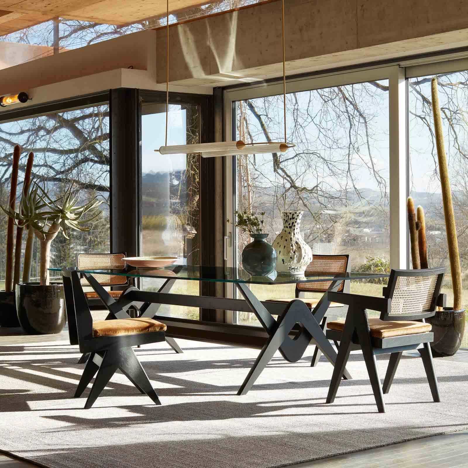Cassina 维也纳草编椅 CAPITOL COMPLEX CHAIR。于 Design Italy 购买