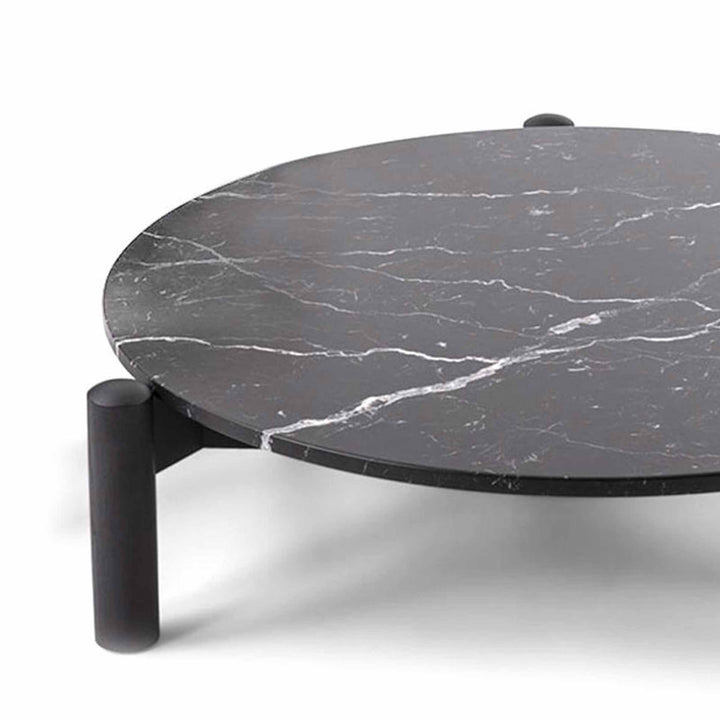 Table Basse TABLE À PLATEAU INTERCHANGEABLE, de Charlotte Perriand pour Cassina