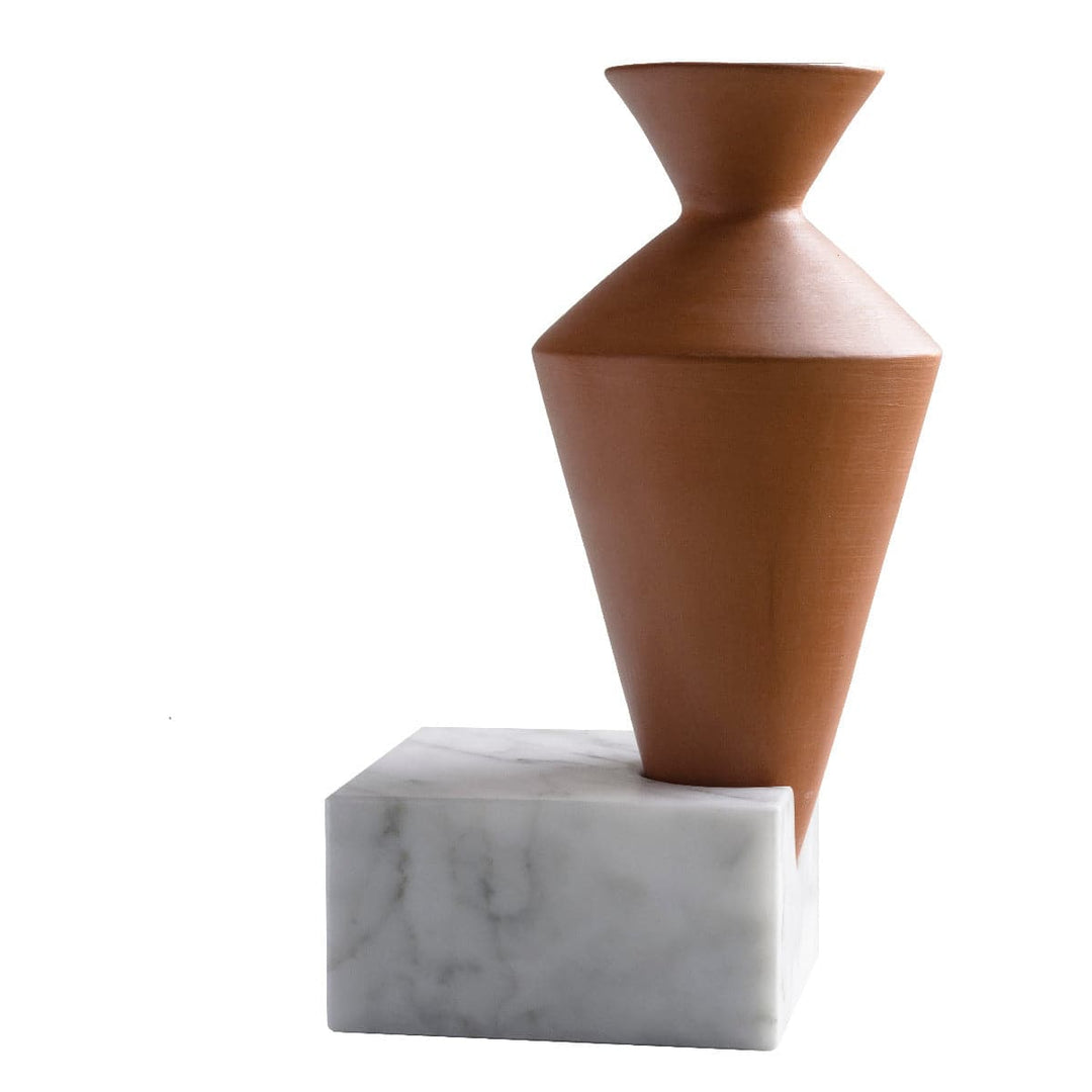 Terracotta Vase TRASCORSO Tall 01