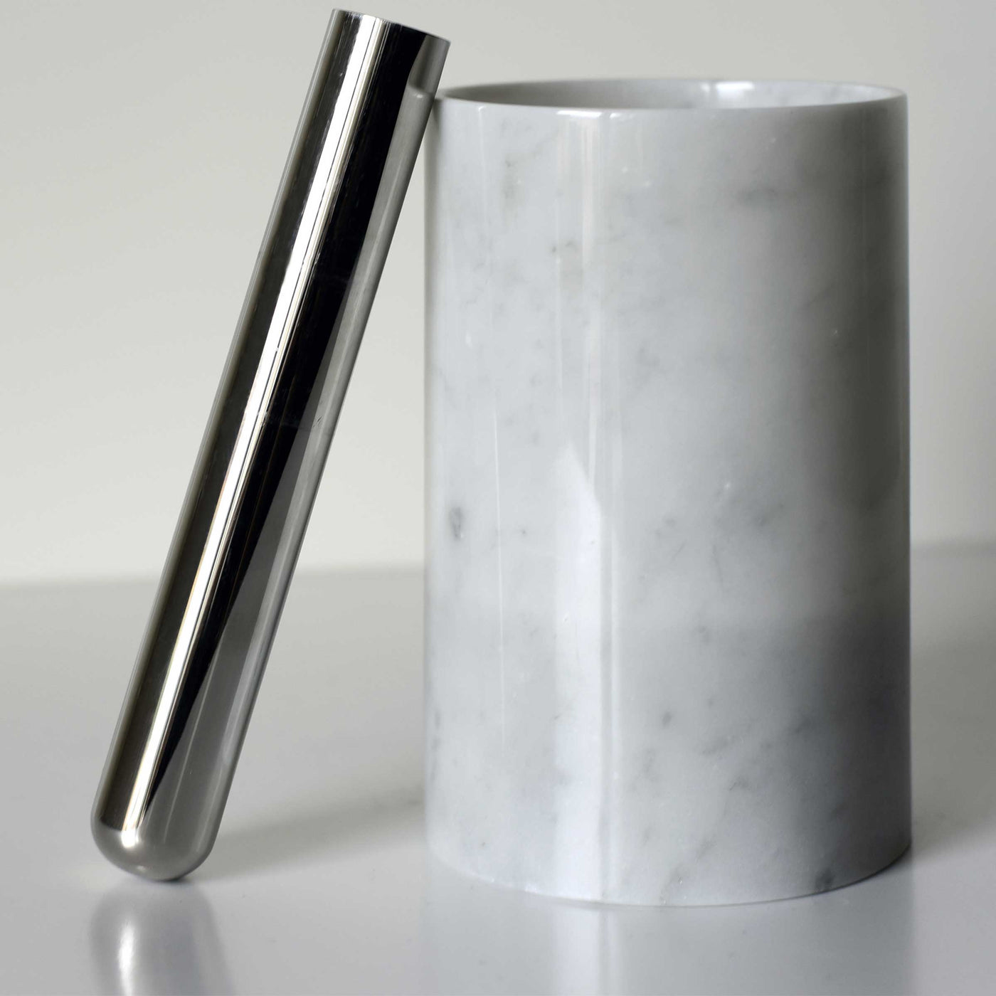 Stainless Steel Pestle IS 04