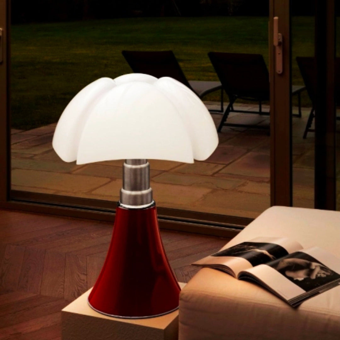 Table and Floor Lamp PIPISTRELLO 66-86 cm by Gae Aulenti 017