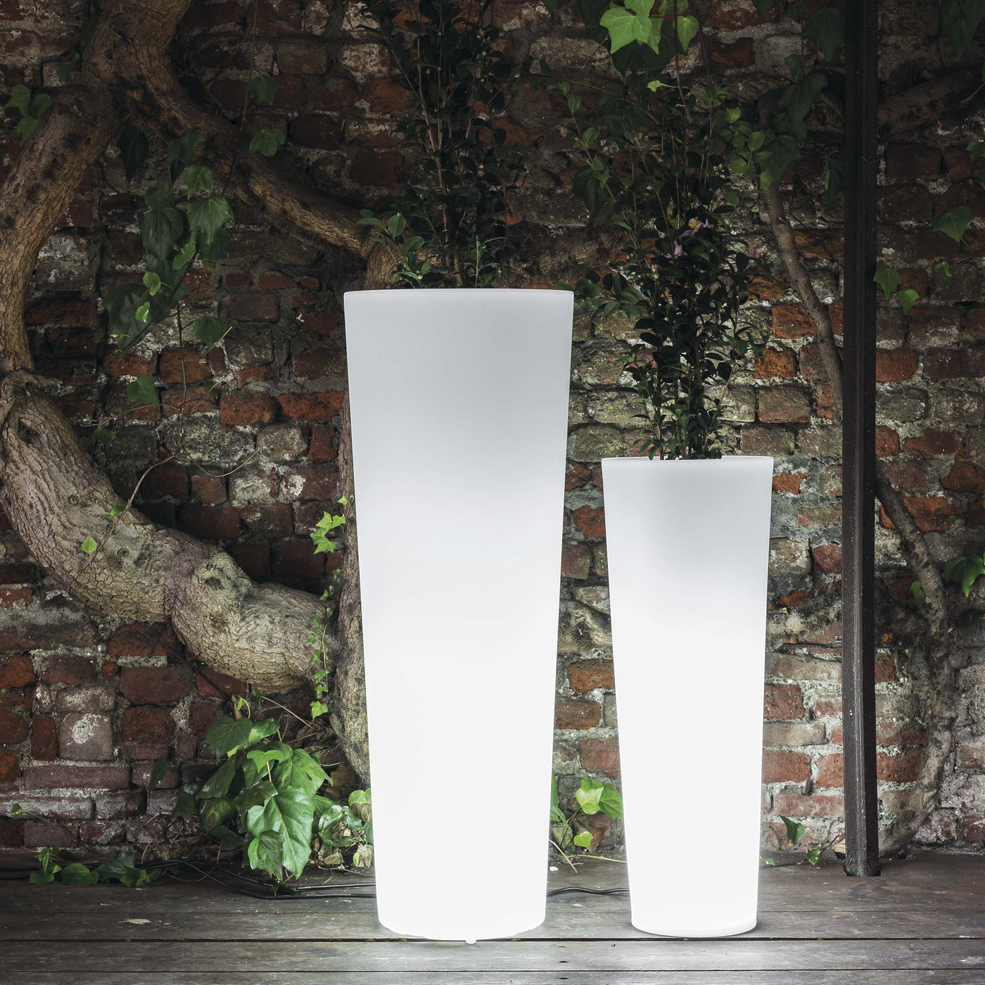 Outdoor Vase NEW POT with Light by Paolo Rizzatto for Serralunga 01